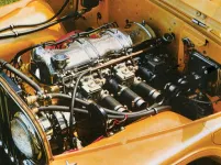 154_0605_01_z+jeep_engine_swaps_old_school+cam_tornado_cj6.webp