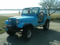 Jeep Wiliams Beach.webp