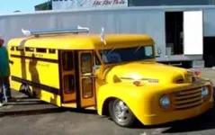 cool_short_bus.webp