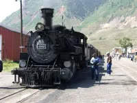 Conductorandtrain.webp
