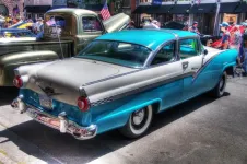 1955FordFairlane_zpse2ef0540.webp