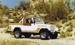 3276330047_1982_Jeep_Scrambler_CJ-8_2000.webp