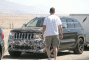 012-jeep-grand-cherokee-srt8-spy-shots_100319834_t.gif