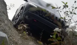 jeep-cherokee-restless-super-bowl-commercial.webp