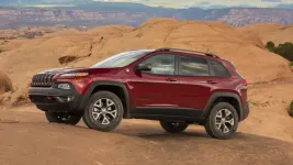 ceac6f27ab2b%2F201983614%2F2015-jeep-cherokee-03-1.webp ceac6f27ab2b%2F201983614%2F2015-jeep-cherokee-03-1.webp