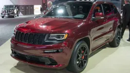 0783699e3798141f%2F203002723%2Fjeep-gc-srt-night-2.webp