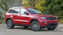 01-2017-jeep-grand-cherokee-trailhawk-review.webp