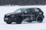 2019-volvo-xc40-spy-shots_100596439_t.gif