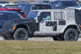 2018-jeep-wrangler-unlimited-spy-shots_100593760_t.gif