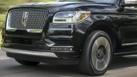 01-2018-lincoln-navigator-fd-1+%281%29.webp