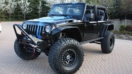 00-jeep-wrangler-apache-concept.jpg