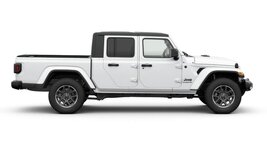 2020_jeep_gladiator_altitude.jpg