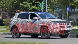 Jeep-Compass-13.webp