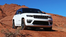 2022-Jeep-Grand-Cherokee.jpg