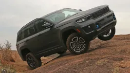2023_jeep_grand_cherokee.webp