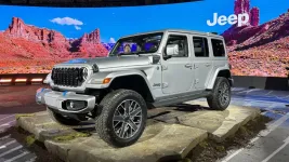 2024_jeep_wrangler_4xe2.webp
