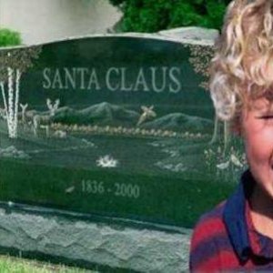 Santa Grave