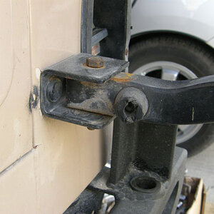 Lower Hinge