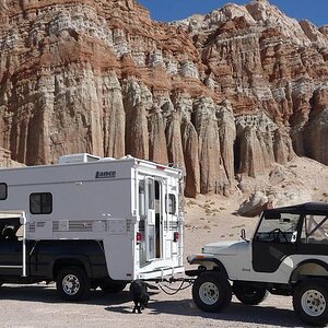 Lunch Stop At Red Rock Cyn