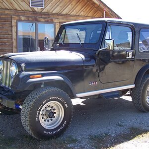 86 Cj7 Laredo