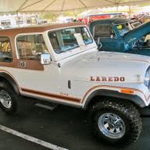 Cj7 E Laredo