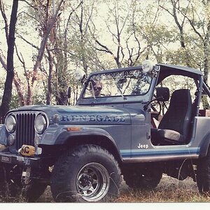 Jeeps At Red Light In Cooper S Gap