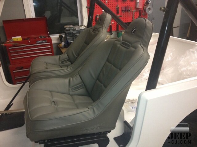 Corbeau Seats 01