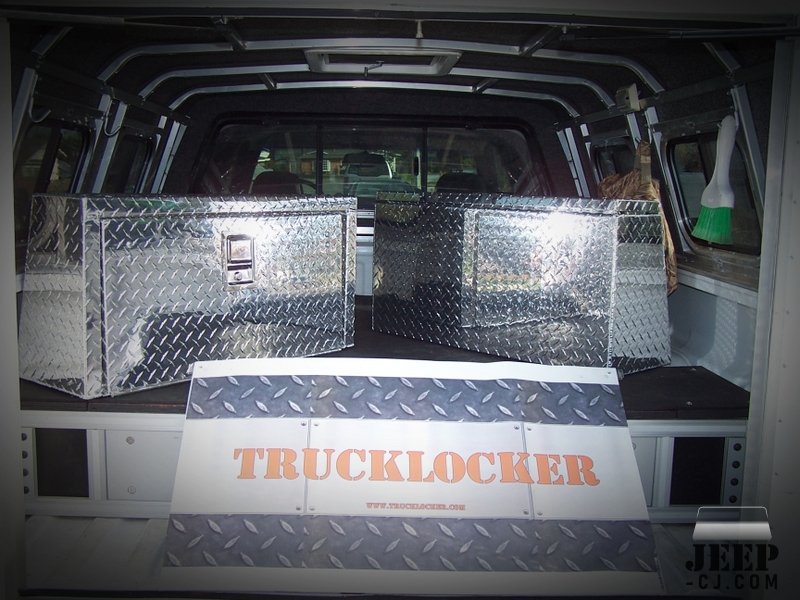 Jeep Lockers Image