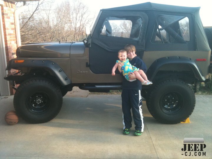 Kids And Jeep