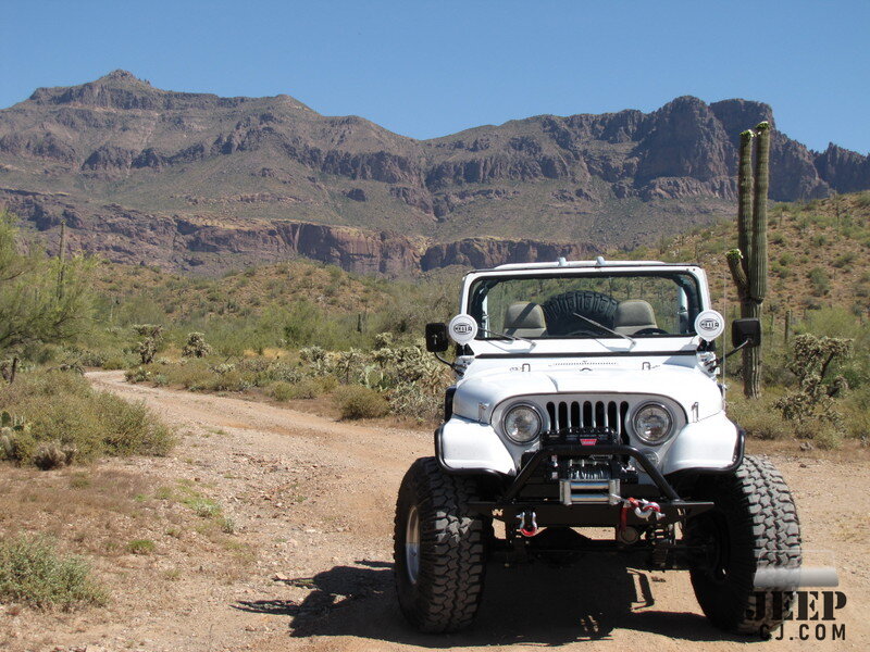 Peralta Trailhead Superstion Mountains