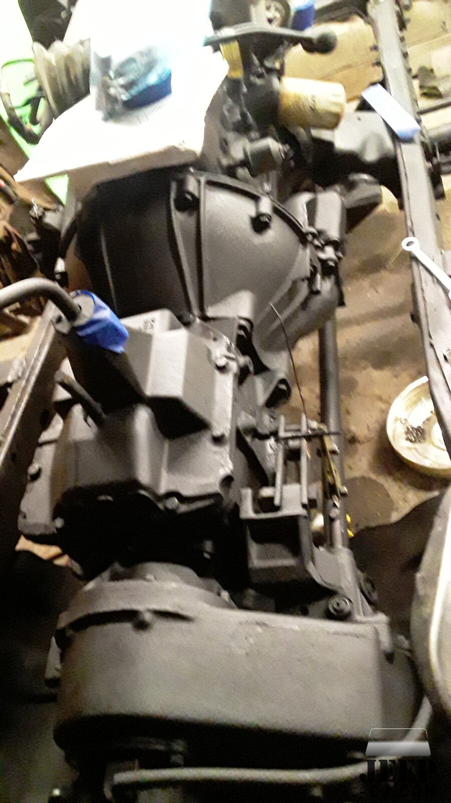 Transmissiontransfercase.jpg